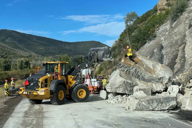 Understand rockslide causes, effects and mitigation strategies