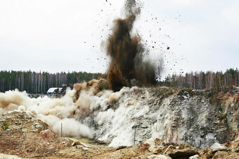 The effects of rock fragmentation on mine planning